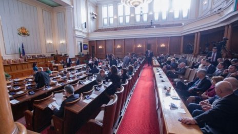 Ако ги няма хапчетата на Марешки, Каракачанов – при ДПС