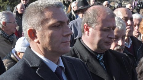 Политиката у нас била "шизофренна", определи Карадайъ 
