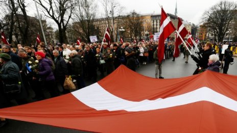 Напрежение между Русия и Латвия заради шествие в Рига