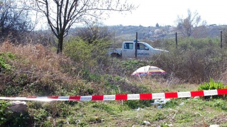 Арест за двама младежи за убийството на жената от Харманли