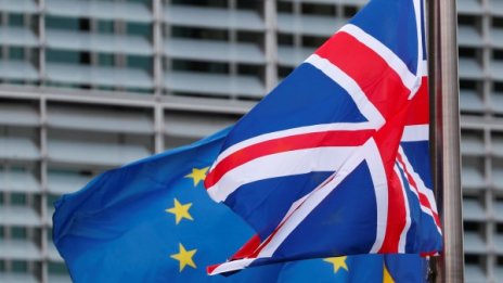 Брюксел почна твърда игра с Лондон за Brexit