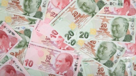 Турската лира възвърна позиции, Ердоган се кани на спекулантите