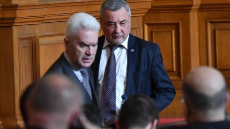 Сидеров не вижда проблем с оставката на Цветанов