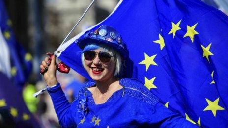  Brexit ни влияе негативно: Българинът вижда пряк риск