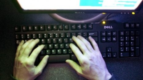 ЕП ще глобява социалните мрежи за естремистко съдържание