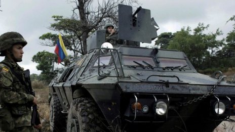 Венецуела ще продължи да работи с Русия във военната област