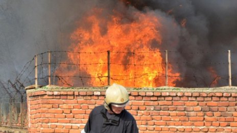 Гърция изгони доживот българин – той пали и граби у нас 