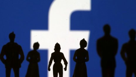 Срив: Facebook, Messenger, Instagram и WhatsApp паднаха