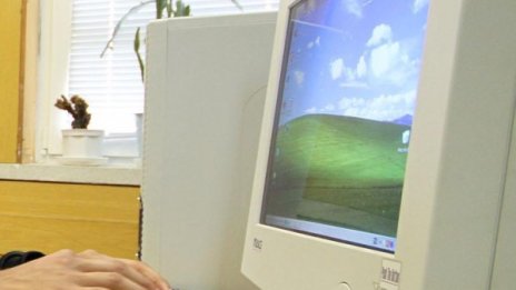 Мъж задигна компютър от лекарски кабинет в Добрич
