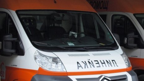 Дете на 7 г. почина, блъснато от кола в Бургас 