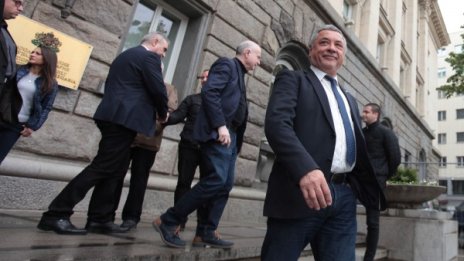 Симеонов готви дела заради имотите в Бургас, платил скъпо за тях