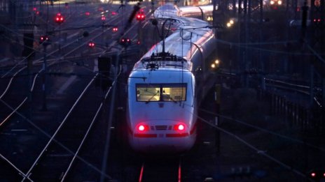 ЕС дава на още 20 000 младежи безплатно пътуване