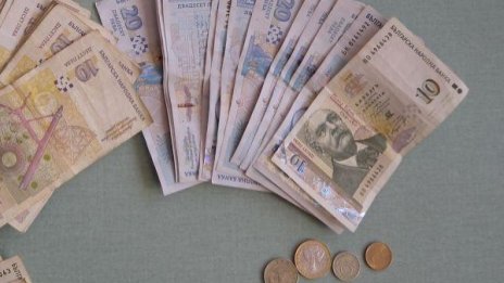 Парите в обращение са се увеличили с 10,55%