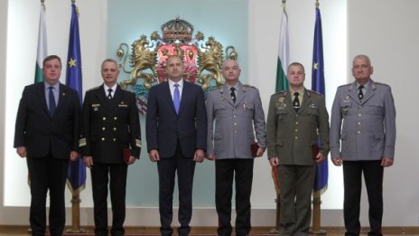 Радев към генерали: Служете на България отговорно и всеотдайно!