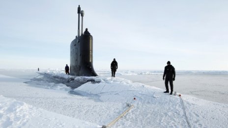 САЩ се готвят за военни удари от Русия и Китай откъм Арктика