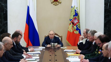 Русия издига седем нови кули за ПВО около резиденцията на Путин във Валдай