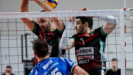 Нефтохимик спъна волейболния Левски по пътя за титлата