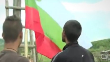 Чудо по BG: Земеделец си купи имот с ромски квартал. Дари им го