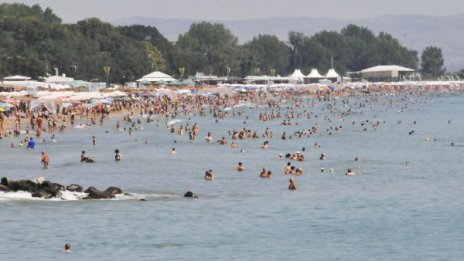 Резервирайте два месеца преди почивката – най-евтино е!