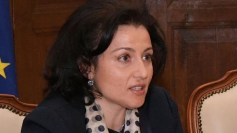 Десислава Танева поема земеделското министерство