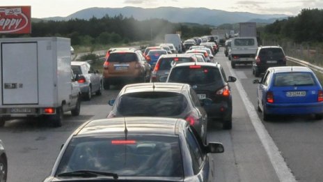 Изпити за шофьори над 60 години? Нямало как по закон