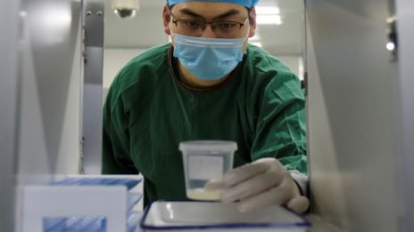 Американци спечелиха дело, ще използват спермата на сина си