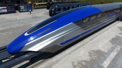 Китай пусна първия влак с магнитна левитация, "лети" с 600 км/ч