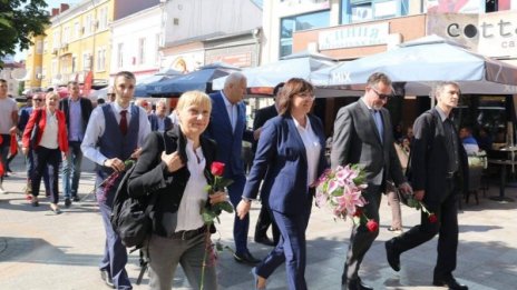 Нинова съзря: ГЕРБ се домогвали до служебна победа