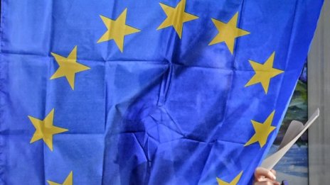 Първи резултати в Европа: ЕНП и социалистите с видими загуби