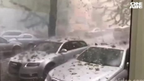 Градушка с размерите на яйце удари румънския град Залъу
