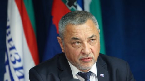 Симеонов видя връзка Борисов-ДПС при оставката на Цветанов