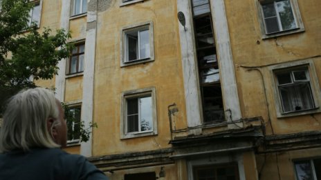 Ранените при взривовете в руския завод - десетки