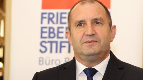 Радев сезира КС за поправките от Закона за държавната собственост 