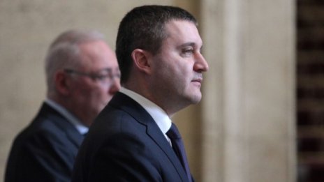 Горанов развързва кесията, имало пари, можел да плати F-16 наведнъж
