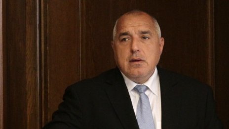 Развален телефон - проблемът между Радев и Борисов