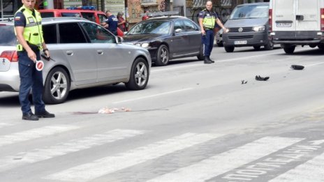 В Айтос рейс блъсна дете, в Бургас шофьор удари две жени на зебра