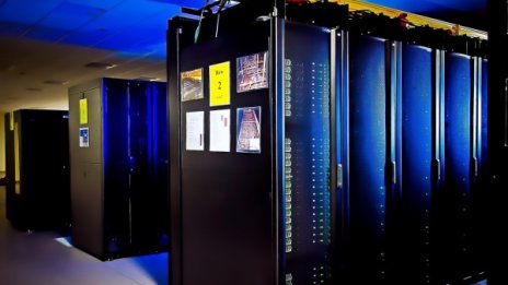 Суперкомпютър за създаване на иновативни лекарства заработва у нас 