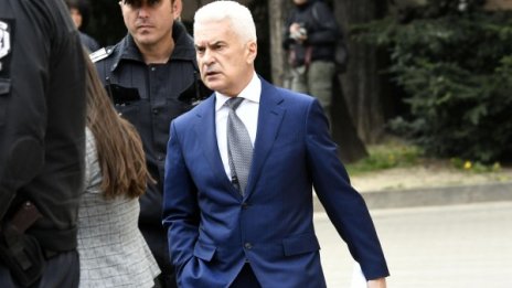 Сидеров иска безплатни предизборни кампании 