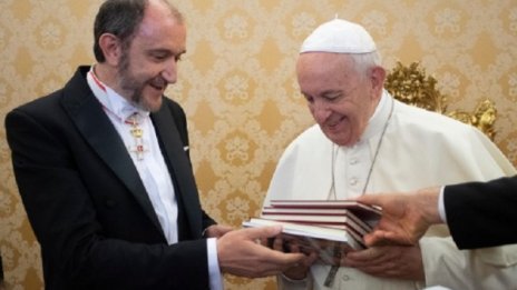Посланикът ни във Ватикана се срещна с папа Франциск