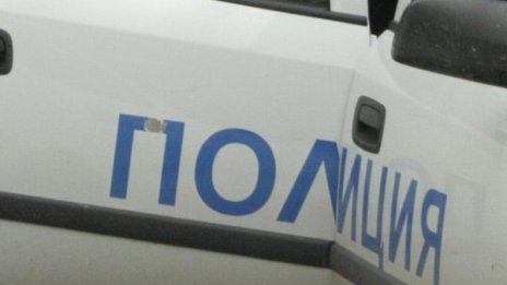 Откриха ръчна граната в двора на болницата във Велико Търново