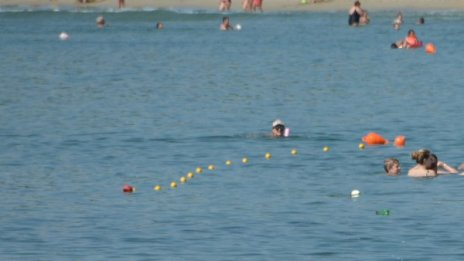  Само за ден: Трима летовници загубиха живота си в морето