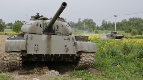 Русия разработи необичайна защита за бронирани машини