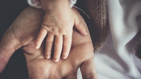 Тревожно, топим се! България намаляла с 50 000 души за година