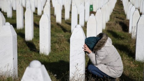 Молитва: Сълзите на Сребреница да не потекат отново... Никъде! 