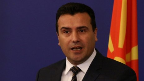 Заев: Зад разговорите с руските комици не стои Москва
