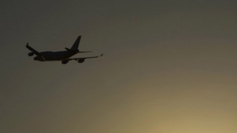 37 пострадали при турбуленция в канадски самолет