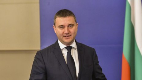 За 5 г. приходите се увеличили с 14 млрд., може да платим F-16 накуп 