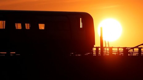 Черногорците се оплакаха от евтини жп. билети, вдигнаха им ги 