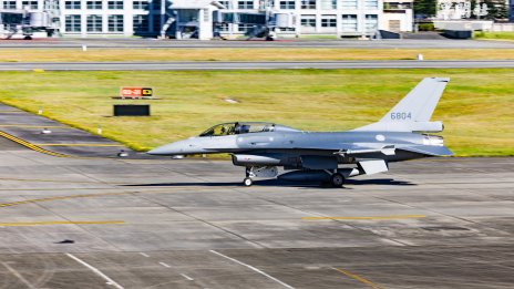 Грешки в софтуера продължават да застрашават китайските F-16V