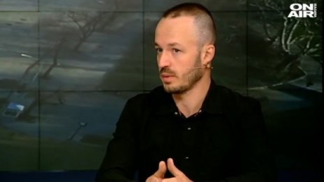 Политолог за F-16: България купува сигурност, членове сме на НАТО!